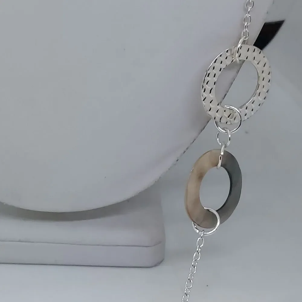 Silver Tone‎ Abalone Circle Necklace